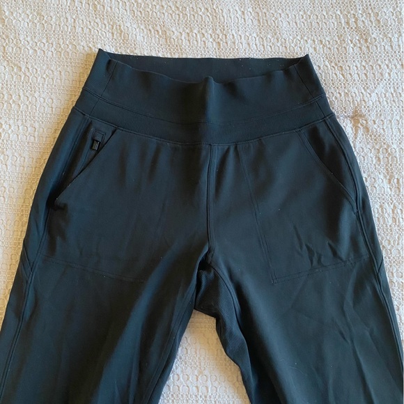 Athleta High Rise Venice Jogger Black Pants Small Athleisure Casual Office Slim - Picture 5 of 14